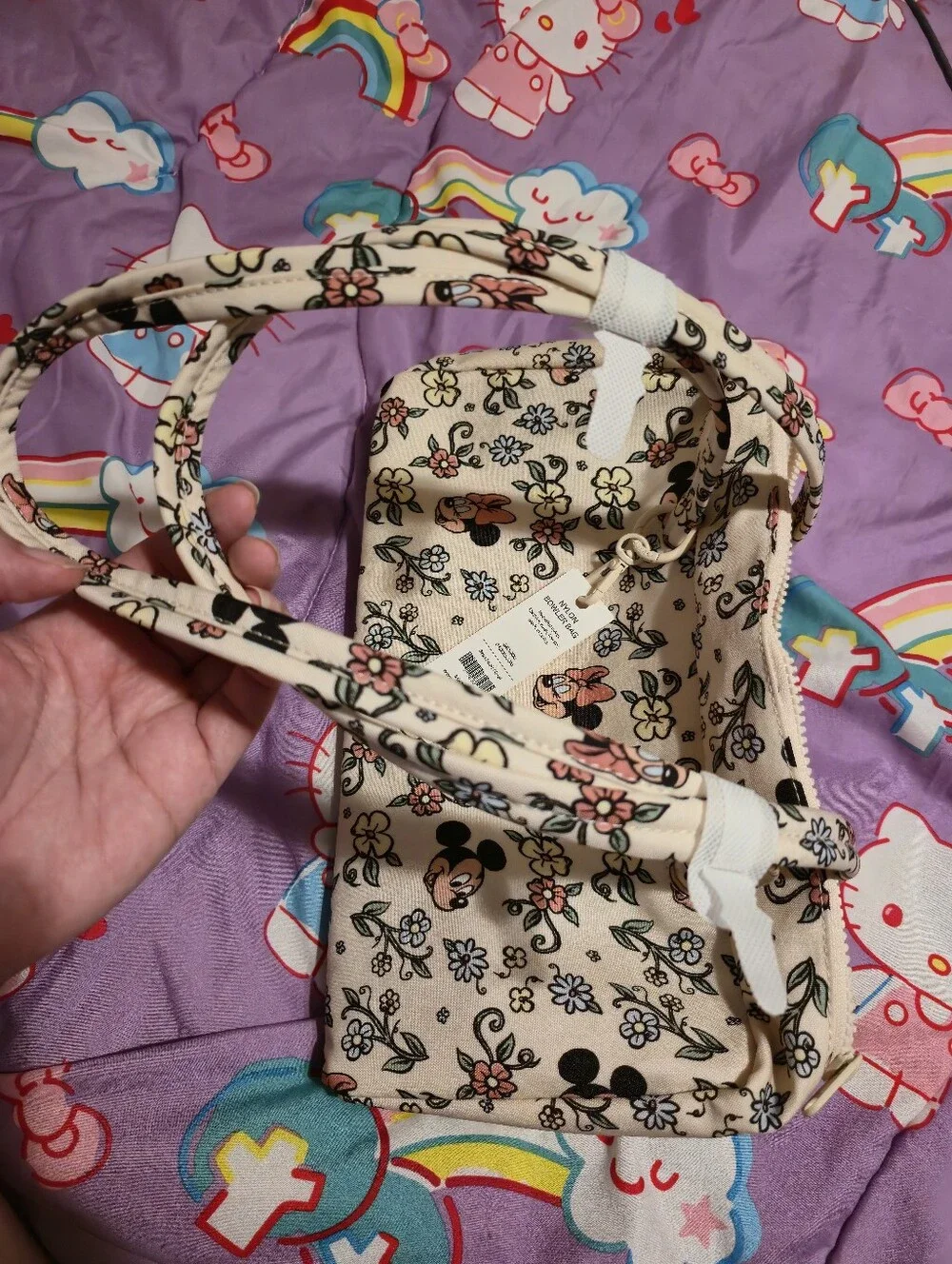 Baggu Mickey And Minnie Bowler - Picture 5 of 5